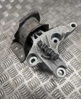 Dacia Logan II Engine mount bracket 112103095R