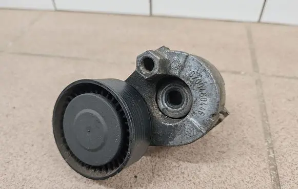 Nissan Note (E11) Generator/alternator belt tensioner 8200460446