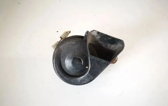 Mercedes-Benz CLS C219 Horn signal e9001165