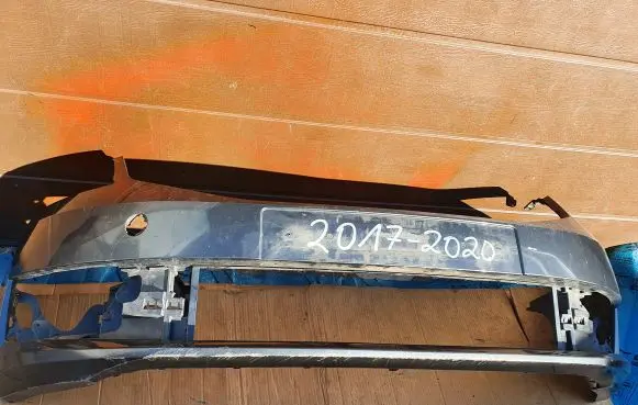 Skoda Octavia Mk3 (5E) Front bumper 5E0807221N