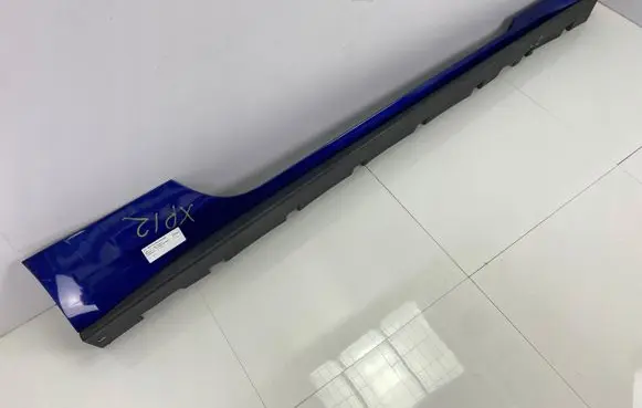 Ford Mustang VI Front sill (body part) FR3B-6310154-A