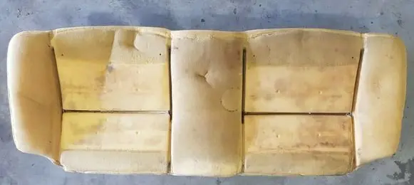 Volkswagen Jetta I Rear seat 161885375B