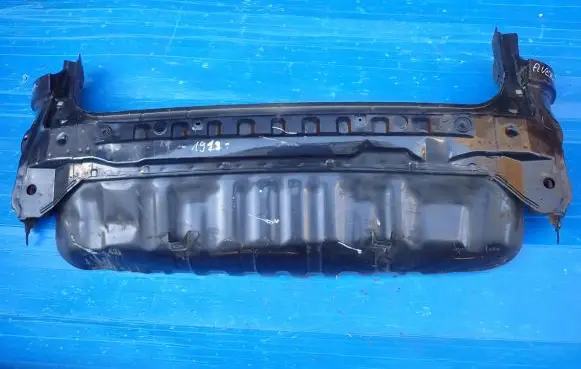 Toyota Avensis Verso Rear bodywork 