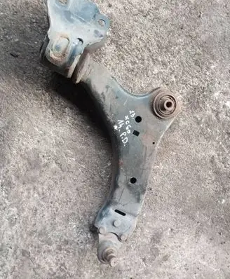 Volvo XC60 Front lower control arm/wishbone 8G9N3A052A