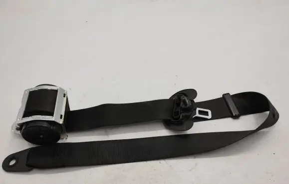 Mini Cooper Countryman R60 Front seatbelt 617059700B 100830