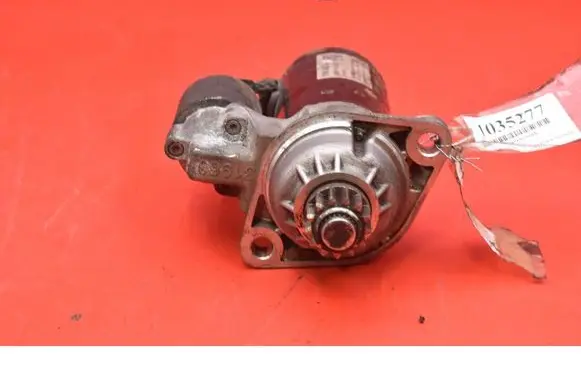 Volkswagen Tiguan Starter motor 02M911024C