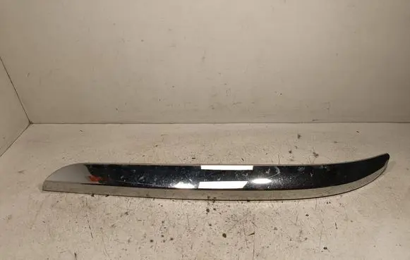 Lancia Thema Front bumper corner part panel trim 687941AA