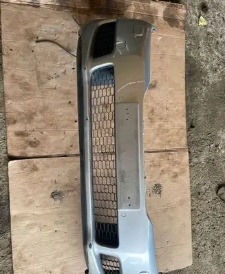 Renault Latitude (L70) Front bumper