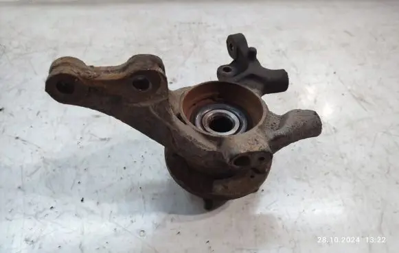 KIA Magentis Front wheel hub