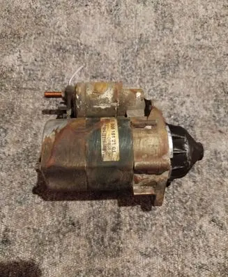 Mercedes-Benz A W169 Starter motor 0051512101 DTE38