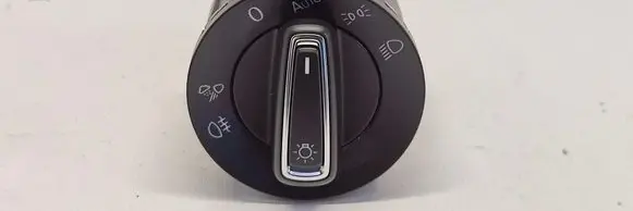 Volkswagen Tiguan Light switch 3CN941431A