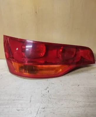 Audi Q7 4L Rear/tail lights 4L0945093