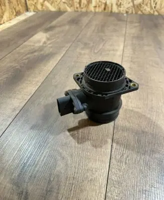 Volkswagen PASSAT B5.5 Mass air flow meter PBTGF30