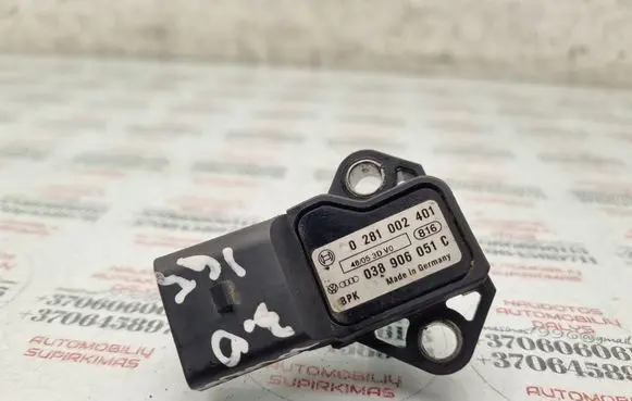Volkswagen Touareg I Air pressure sensor 038906051C