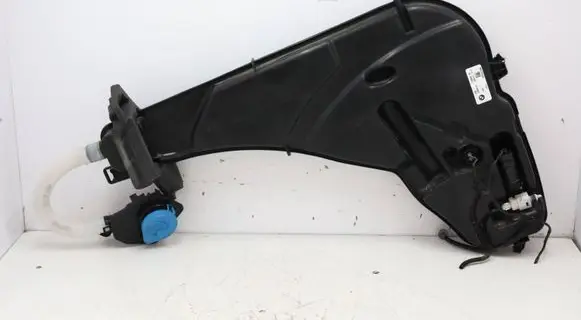 BMW X3 G01 Windshield washer fluid reservoir/tank 7399029MWGK160726 7399029