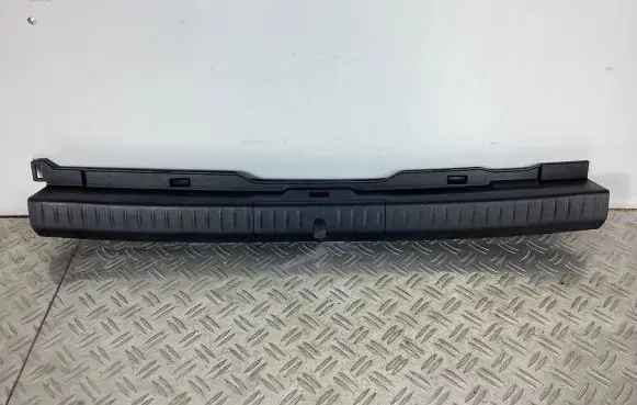 Lexus CT 200H Trunk/boot sill cover protection 6471676010
