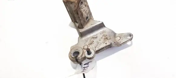 Volvo C30 Engine mounting bracket 31293542 b09aa