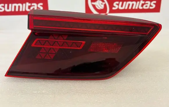 Volkswagen Tiguan Rear/tail lights 5NA945307D 2SA01252201 00662657