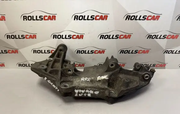 Opel Vivaro Generator/alternator bracket 17103585r