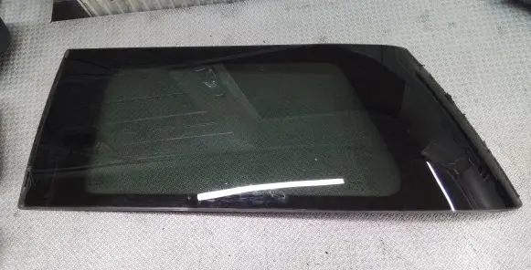 Mini One - Cooper R50 - 53 Rear door window glass 43R001090