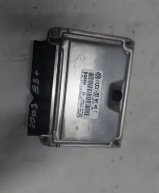 Volkswagen PASSAT B5.5 Engine control unit/module 8E0907401T 1039S02763 0281011444