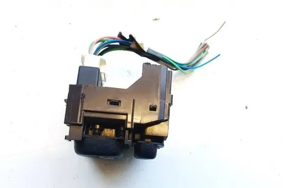 Toyota Avensis T270 Wing mirror switch 183647