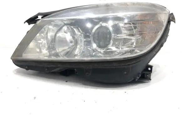 Mercedes-Benz C W204 Headlight/headlamp
