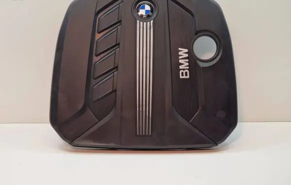 BMW 5 F10 F11 Engine cover (trim) 7802847 11147802847 D310105