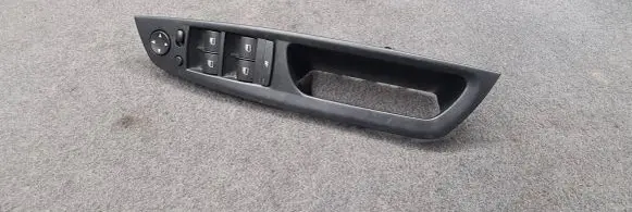 BMW X5 E70 Electric window control switch 7137138 9218044