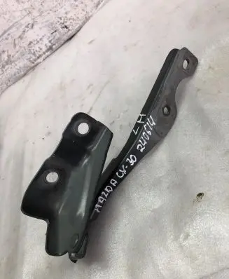 Mazda CX-30 Engine bonnet/hood hinges