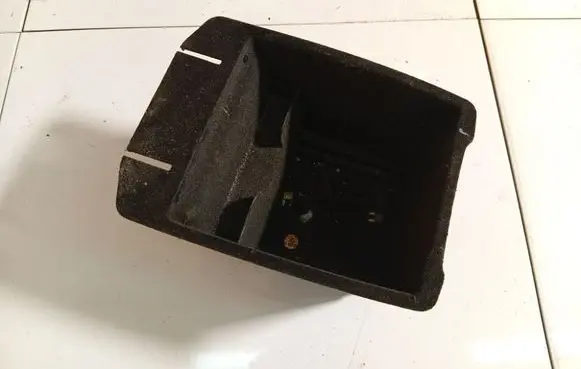 KIA Sorento Glove box 