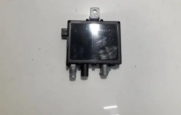 Antenna control unit