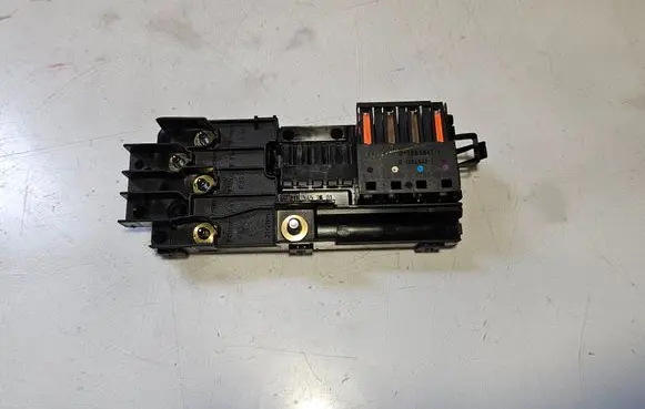 Mercedes-Benz R W251 Positive wiring loom 2115452601
