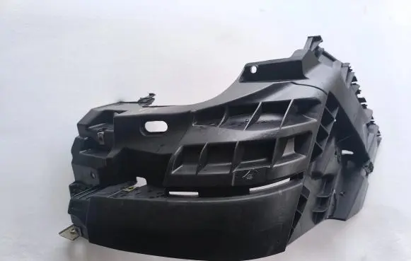 Opel Vivaro Front bumper mounting bracket 620350101R 66034 93856001