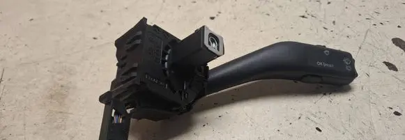 Volkswagen Golf V Wiper control stalk 1K0953519A 01203506 20350670995301