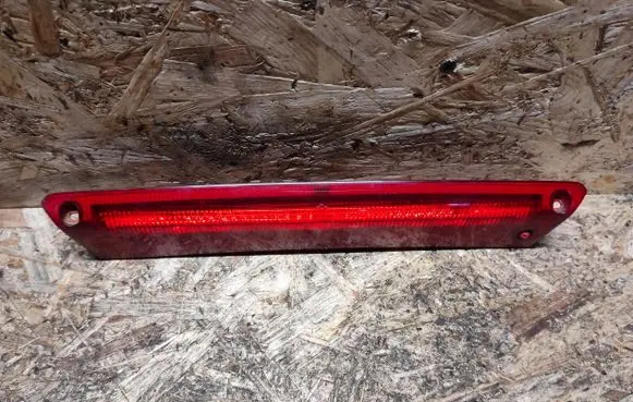Ford Focus Third/center stoplight 8A6113A613DA