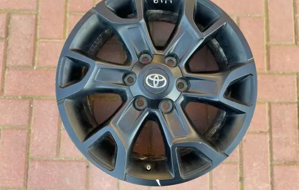 Toyota Hilux VIII R18 alloy rim PW4570K001