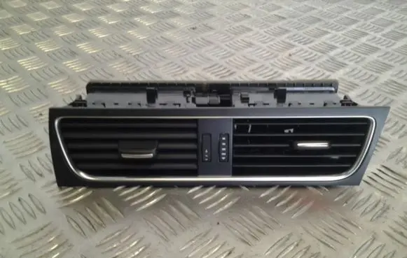 Audi A5 8T 8F Dash center air vent grill 8T2820951B
