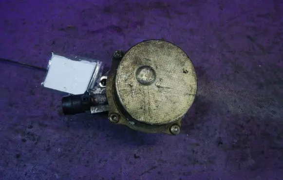 Renault Scenic II - Grand scenic II Vacuum pump 8200175167