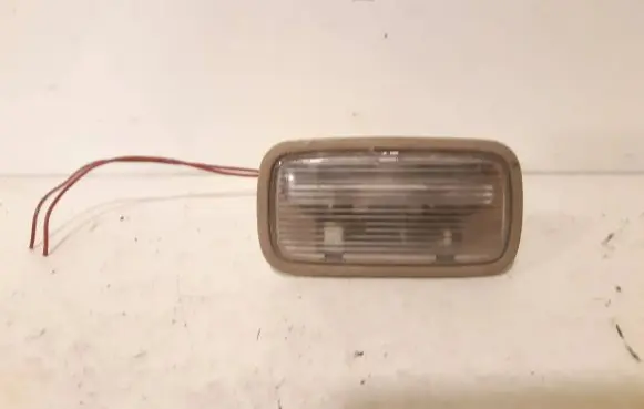 Isuzu Rodeo Rear door interior light 