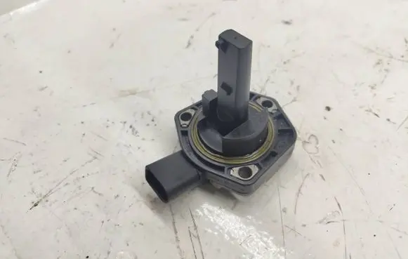 Volkswagen PASSAT B6 Oil level sensor 1J0907660C 6PR00807903