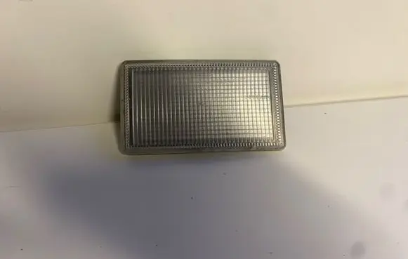 Volkswagen Golf III Front reflector 