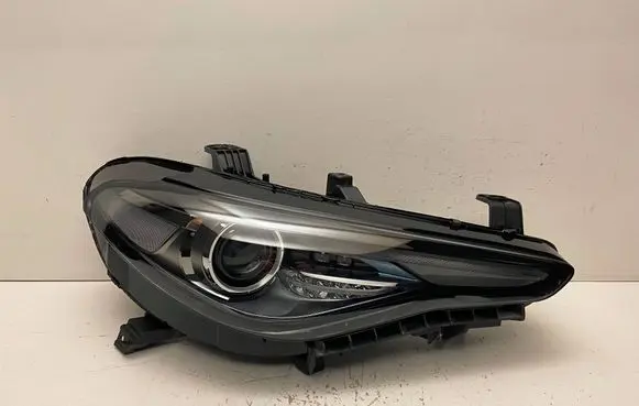 Alfa Romeo Giulia Headlight/headlamp 50547571 00073E05