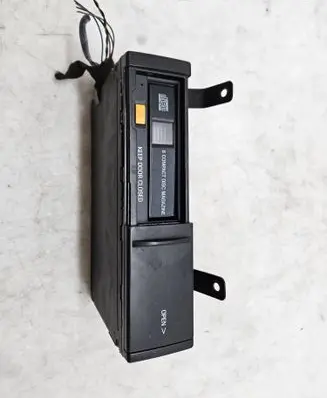 CD/DVD changer