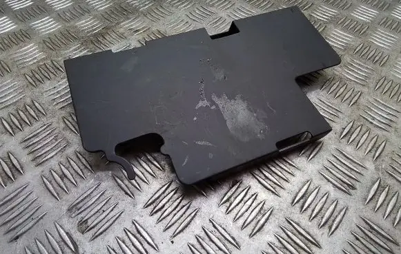 Audi RS3 Battery box tray cover/lid 8K0915429F