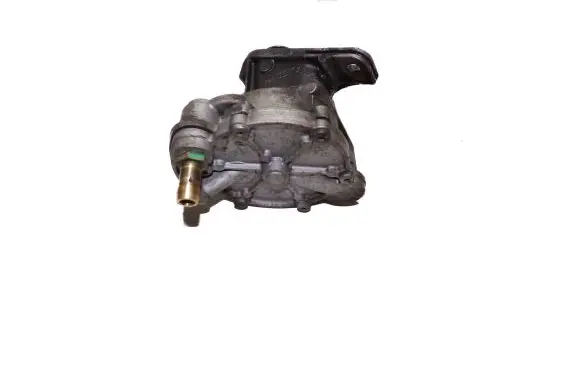 Volkswagen Transporter - Caravelle T4 Vacuum pump 074145100A