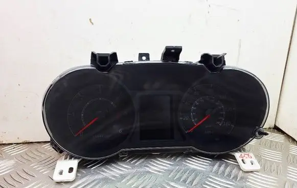 Mitsubishi ASX Speedometer (instrument cluster) 8100B456