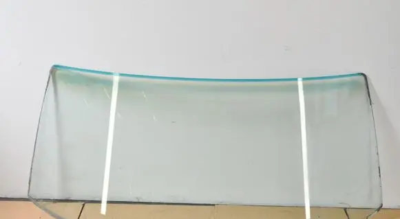Mercedes-Benz W123 Front windscreen/windshield window 