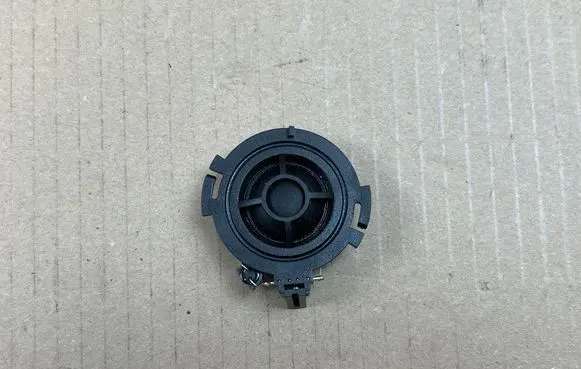 Audi A6 S6 C6 4F Front door high frequency speaker 4F0035399A