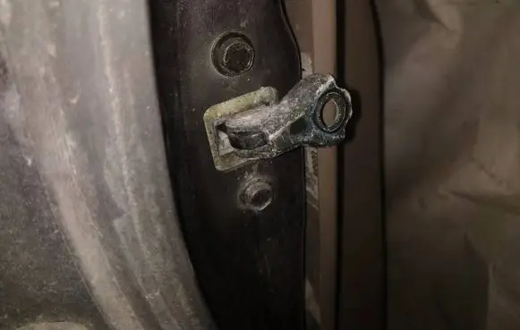 Nissan Quest Front door check strap stopper 
